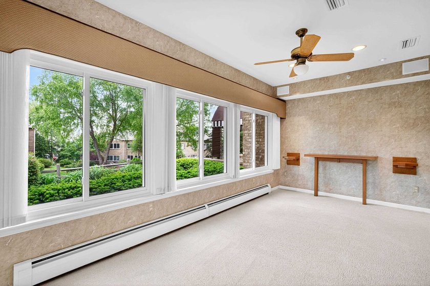 Beautiful luxury condominium home in East Madison's sought after - photo 5