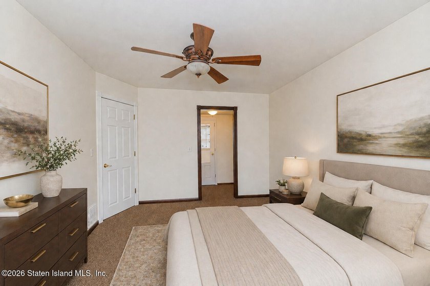 ***93 Mimosa Lane***Welcome to this absolutely stunning home - photo 11