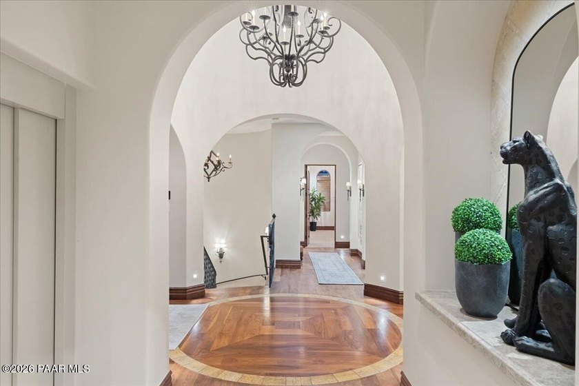 Welcome to ''Casa Di Buona Fortuna'' Architecturally Refined - photo 18