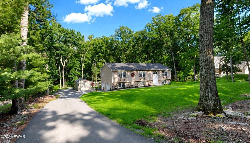 IMMACULATE, PRIDE IN OWNERSHIP, LIKE-NEW, ONE-LEVEL-LIVING 4 BR - photo 24