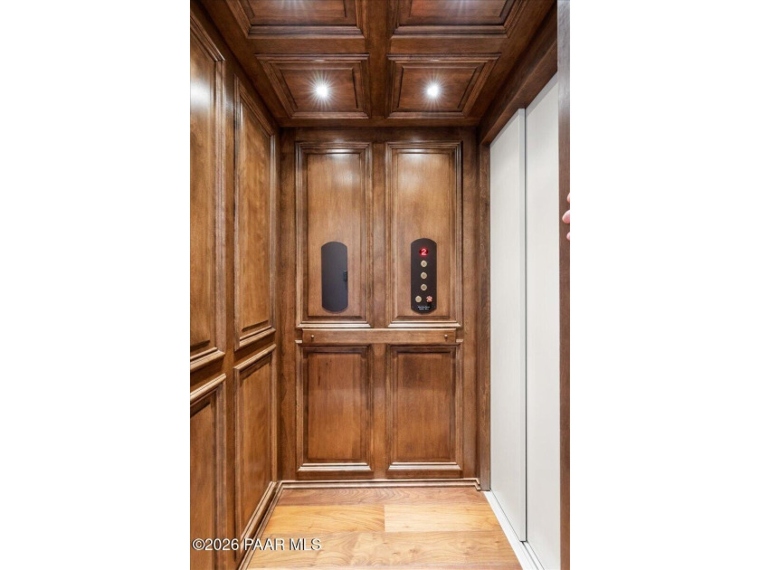 Welcome to ''Casa Di Buona Fortuna'' Architecturally Refined - photo 29
