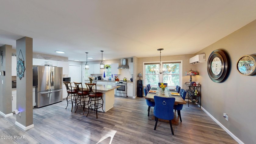 IMMACULATE, PRIDE IN OWNERSHIP, LIKE-NEW, ONE-LEVEL-LIVING 4 BR - photo 40
