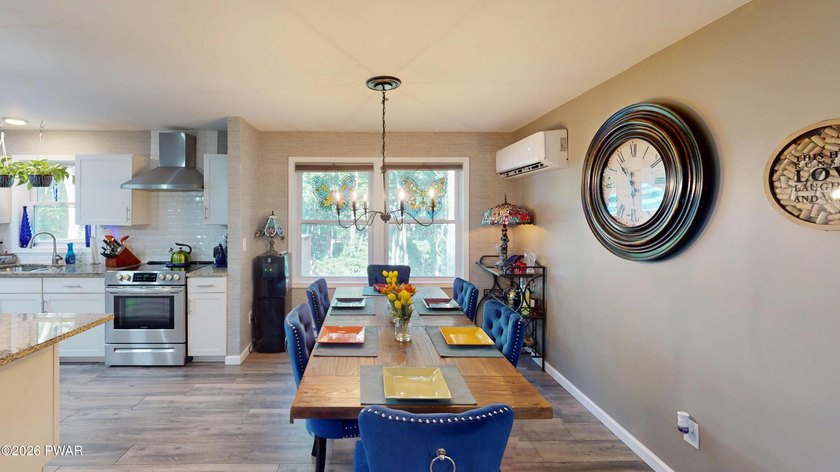 IMMACULATE, PRIDE IN OWNERSHIP, LIKE-NEW, ONE-LEVEL-LIVING 4 BR - photo 42