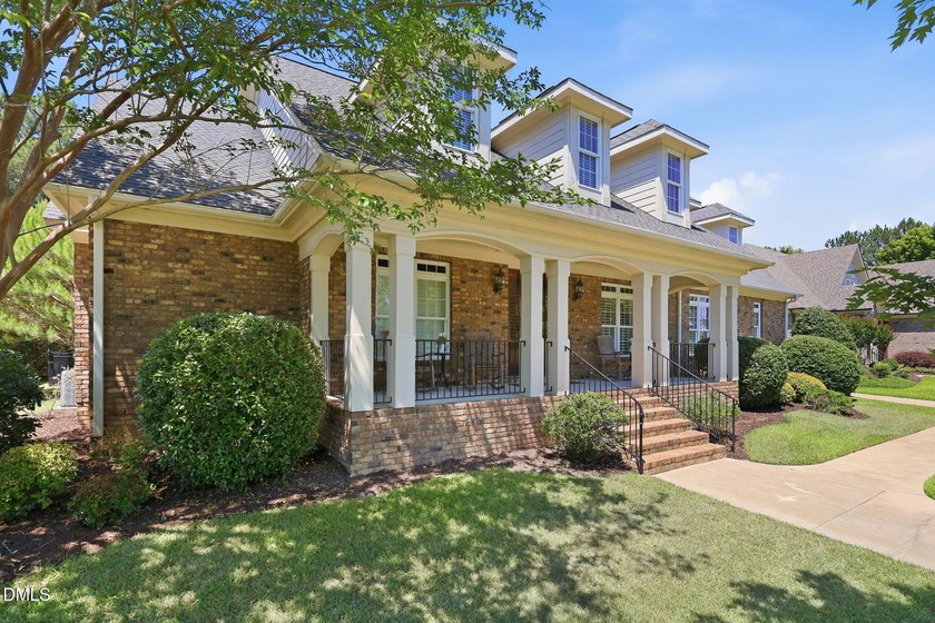 Excellent Convenient Location, Quality &amp; Beautiful, All Brick - photo 45