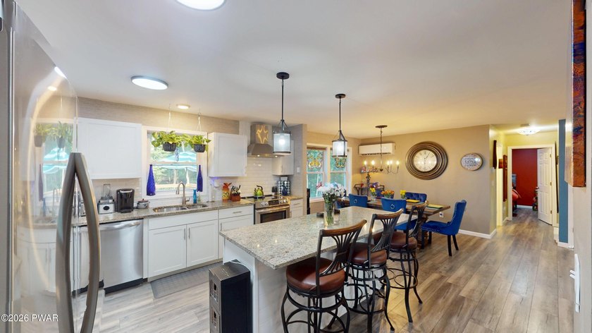 IMMACULATE, PRIDE IN OWNERSHIP, LIKE-NEW, ONE-LEVEL-LIVING 4 BR - photo 47