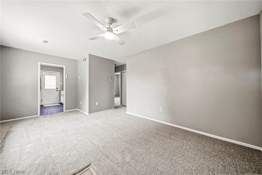 Just move in! This home is ready for you! Features a renovated - photo 9