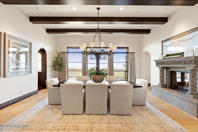 Welcome to ''Casa Di Buona Fortuna'' Architecturally Refined - photo 54