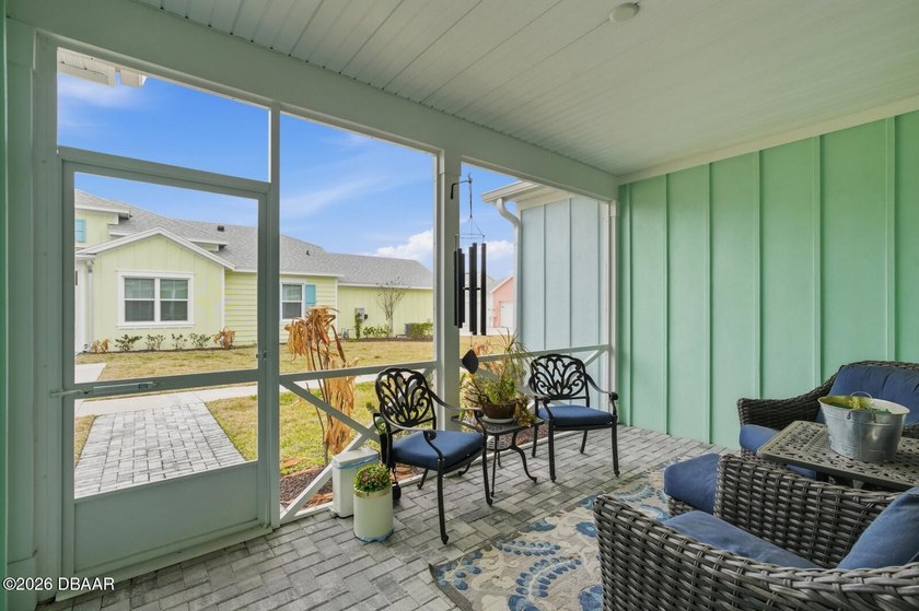 SELLER IS HIGHLY MOTIVATED! Welcome to your slice of paradise at - photo 2