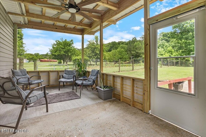 Country feel inside the city limits. Experience the Best of both - photo 22