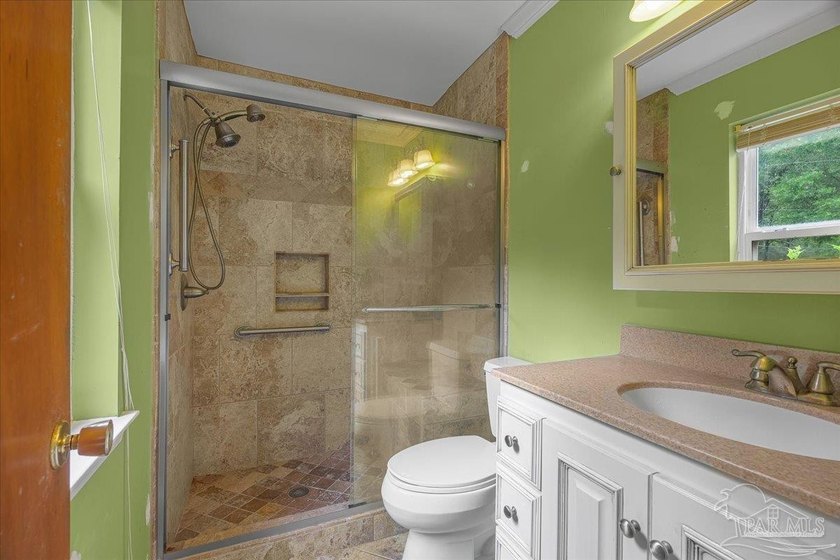 12 Acre Estate! Hidden behind beautiful mature oak trees and - photo 25