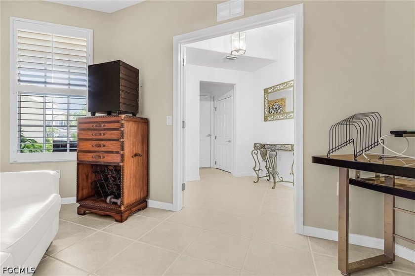 Enjoy the Florida lifestyle in this first-floor Egret model - photo 8