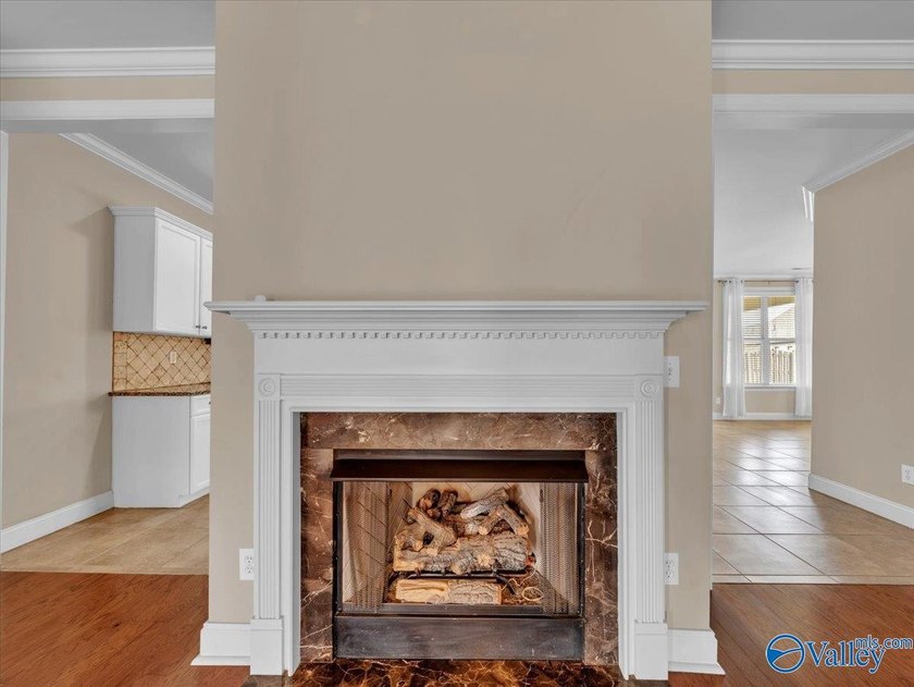 Open House Sunday Jul 19th 2-4PM *** Beautiful full brick home - photo 9