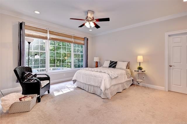Beautifully situated at the end of a cul-de-sac in the desirable - photo 19