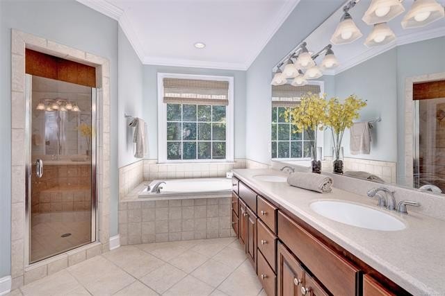 Beautifully situated at the end of a cul-de-sac in the desirable - photo 21