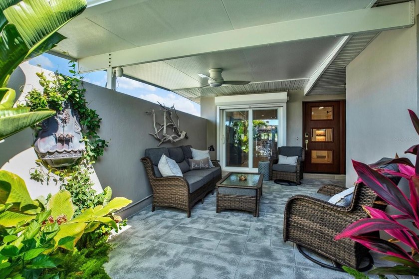 RARE opportunity to own a truly exceptional END UNIT WATERFRONT - photo 3