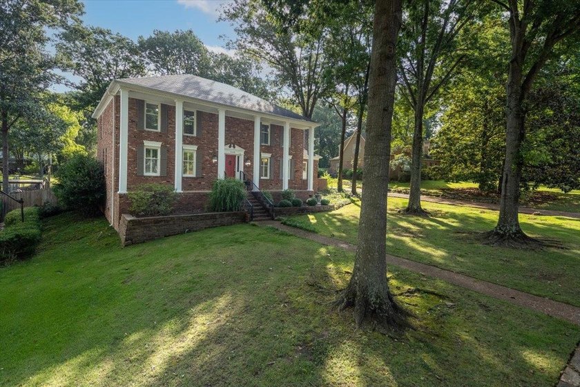 Exceptional Germantown home situated on over a half-acre lot - photo 2