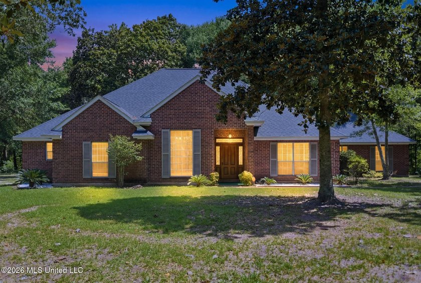 Nestled on approximately 1.5 acres at the end of a quiet - photo 36