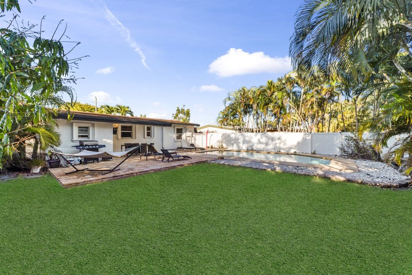 Charming 3-bedroom pool home in the heart of Wilton Manors - photo 18