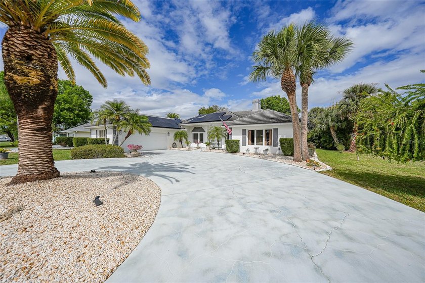 Welcome to the desirable Deep Creek neighborhood of Punta Gorda! - photo 5