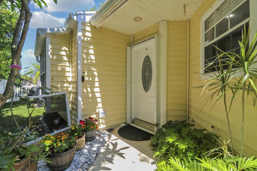 Welcome to this beautifully updated single-family home located - photo 3