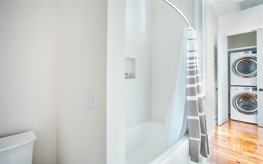 Enjoy the best of modern construction and Historic District - photo 25
