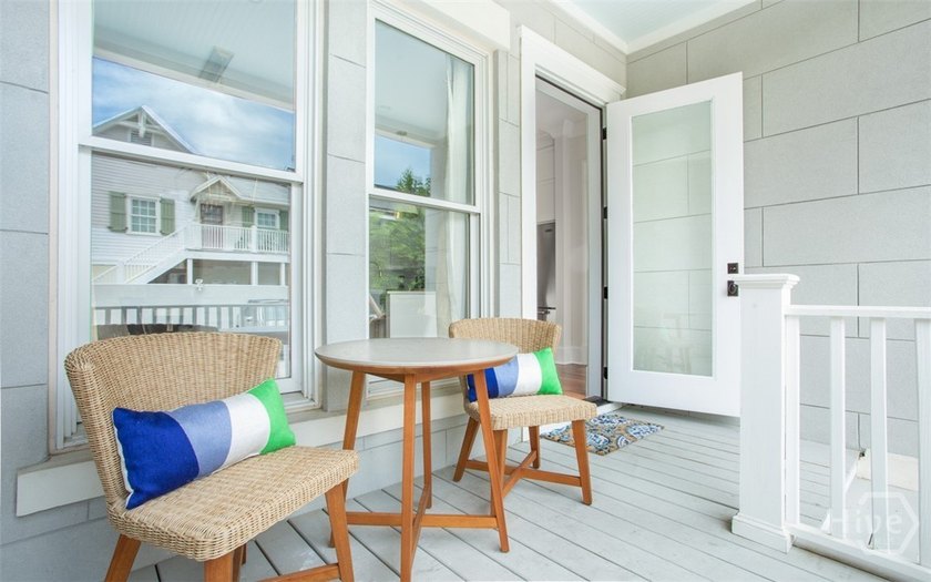 Enjoy the best of modern construction and Historic District - photo 43