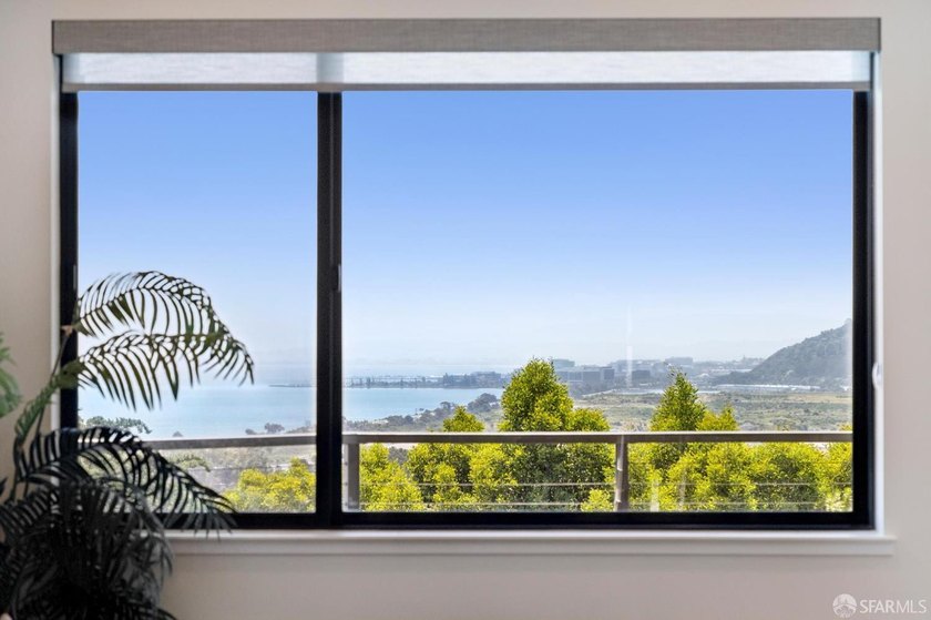 Introducing a truly exceptional offering in San Francisco. This - photo 7