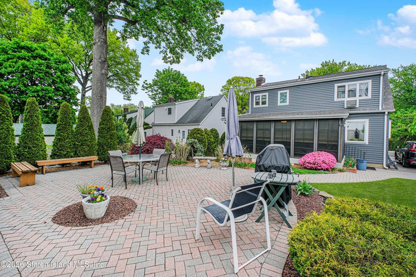 Welcome to 180 Kissel Ave, a beautifully expanded 3-bedroom cape - photo 34