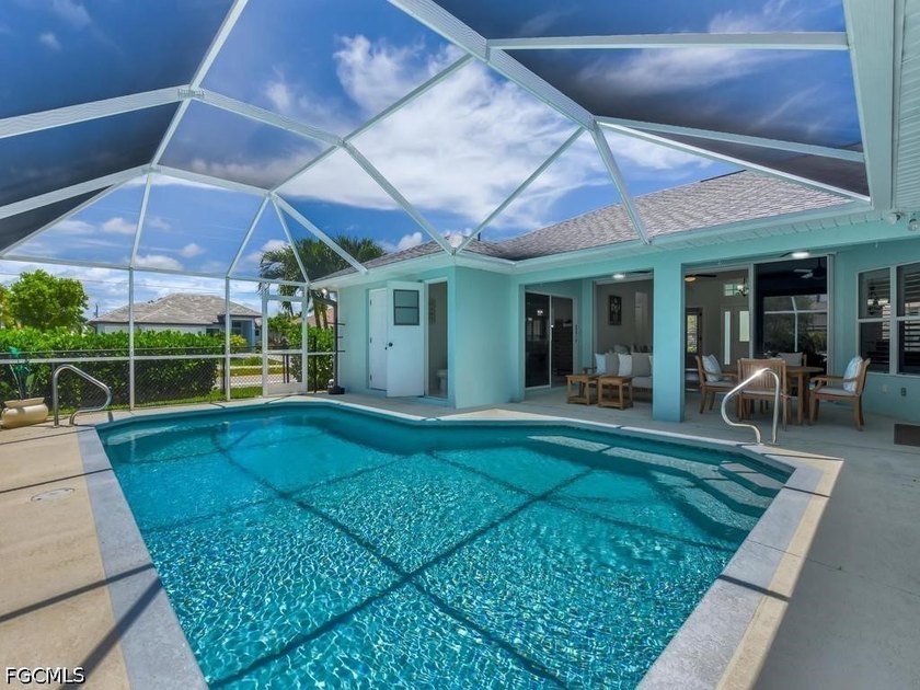Welcome to the highly sought-after Rose Garden neighborhood in - photo 8