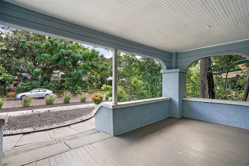 Nestled in the heart of the historic Kenwood neighborhood, this - photo 8