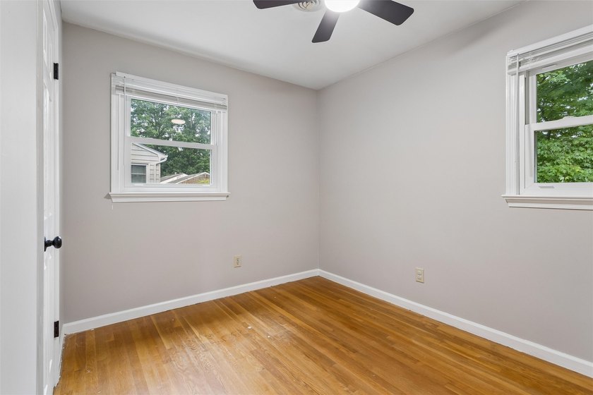Brick 4 bedroom house with over sized garage very close to Ft - photo 22