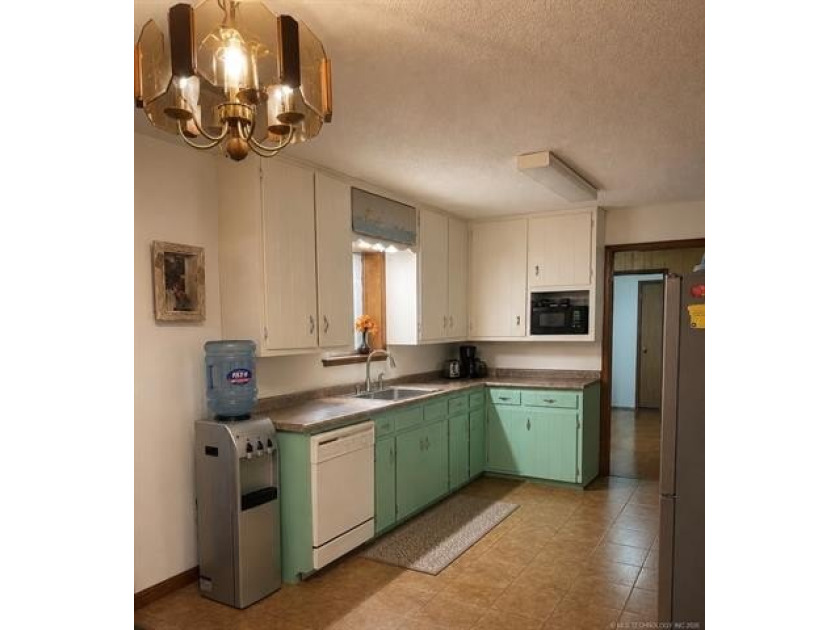 Enjoy views of Keystone Lake without the waterfront price! - photo 4