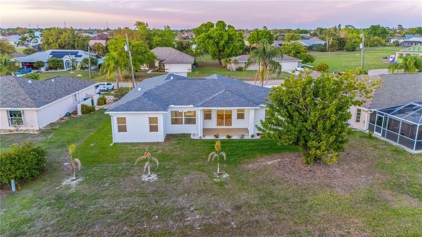 Welcome to your piece of paradise in the highly sought after - photo 6