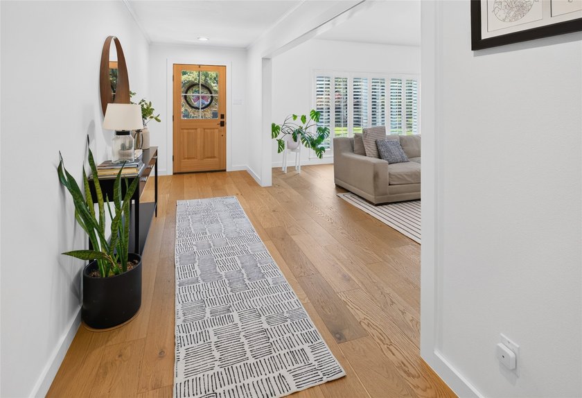 Welcome to this gorgeous, updated home right down the street - photo 5