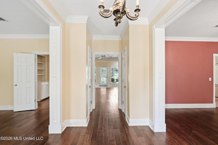 This one is a cream puff and a must see. 614 Kinsington has 5 - photo 6