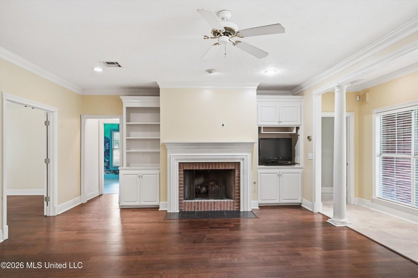 This one is a cream puff and a must see. 614 Kinsington has 5 - photo 10