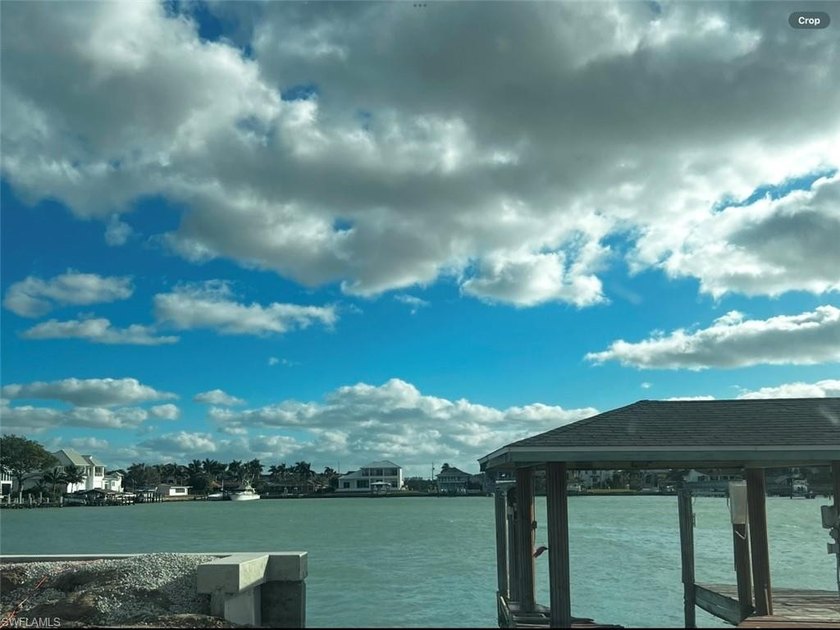 A rare opportunity to build a custom waterfront residence in - photo 8