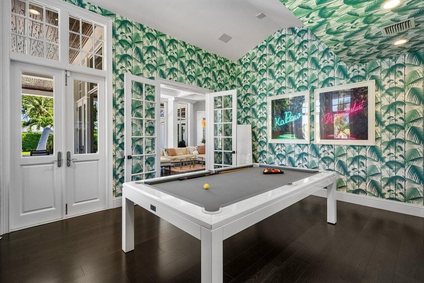 Situated on an expansive oversized lot, this exceptional 6 BD, 7 - photo 21