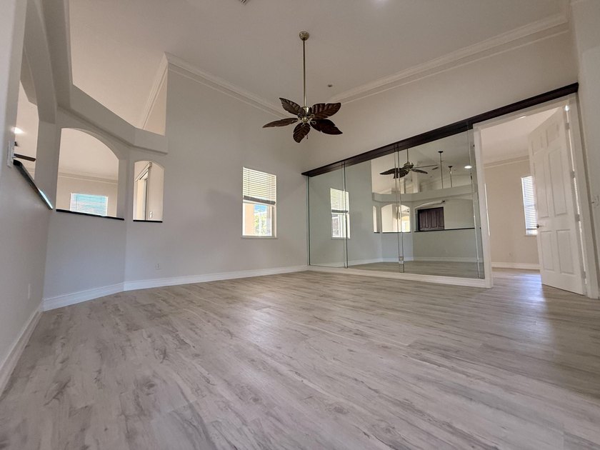 Spacious 3-bedroom, 2-bath in-ground pool home with standout - photo 10