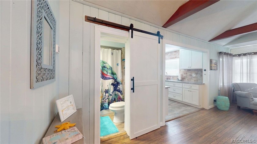 Investment perfection meets a slice of paradise! Located in the - photo 28