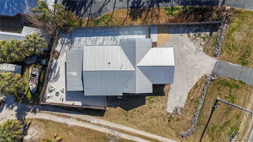 Investment perfection meets a slice of paradise! Located in the - photo 46