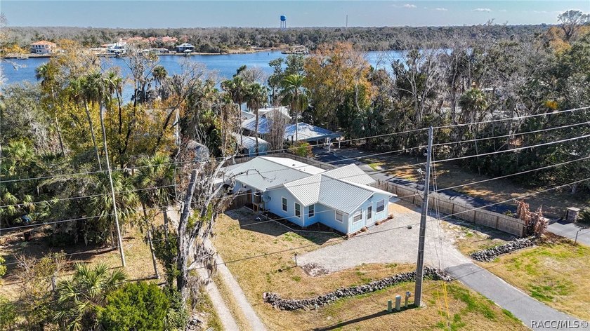 Investment perfection meets a slice of paradise! Located in the - photo 47