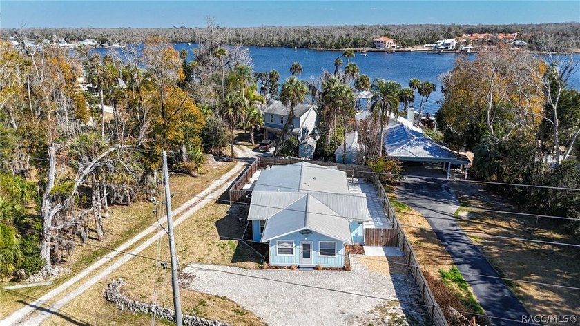 Investment perfection meets a slice of paradise! Located in the - photo 48