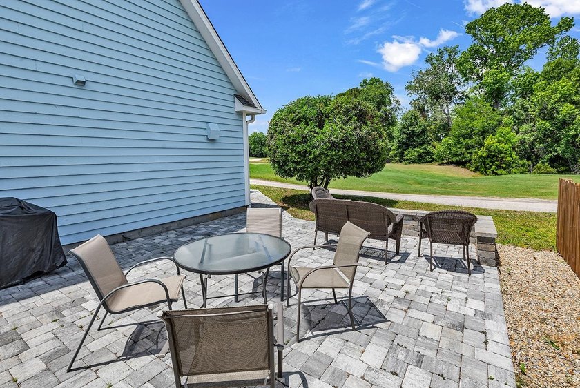 Tucked along the manicured fairways of the sought-after Eastport - photo 34