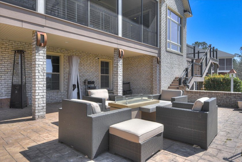 It's All About the View! Welcome to this stunning custom-built - photo 44