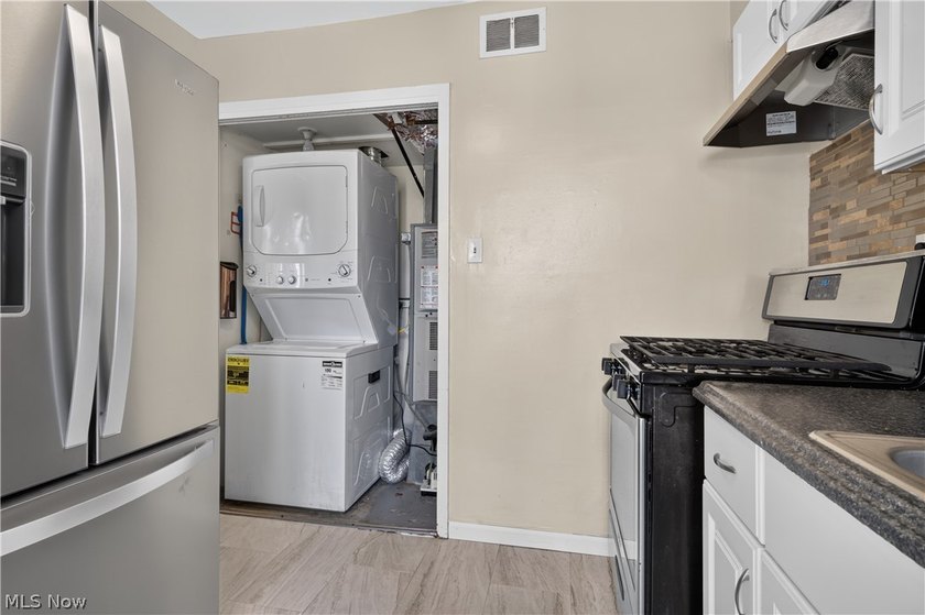 Move right into this tastefully updated and exceptionally - photo 6