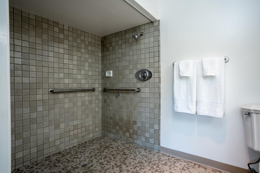 Welcome to 1542 Jacob Ave, a beautifully maintained 5-bedroom - photo 14
