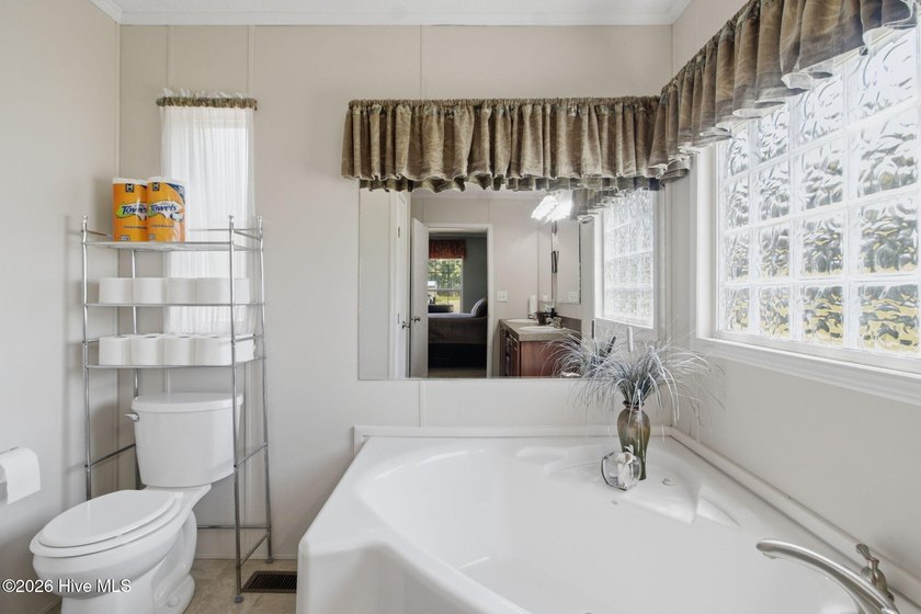 Discover peaceful country living in this well-maintained home - photo 31