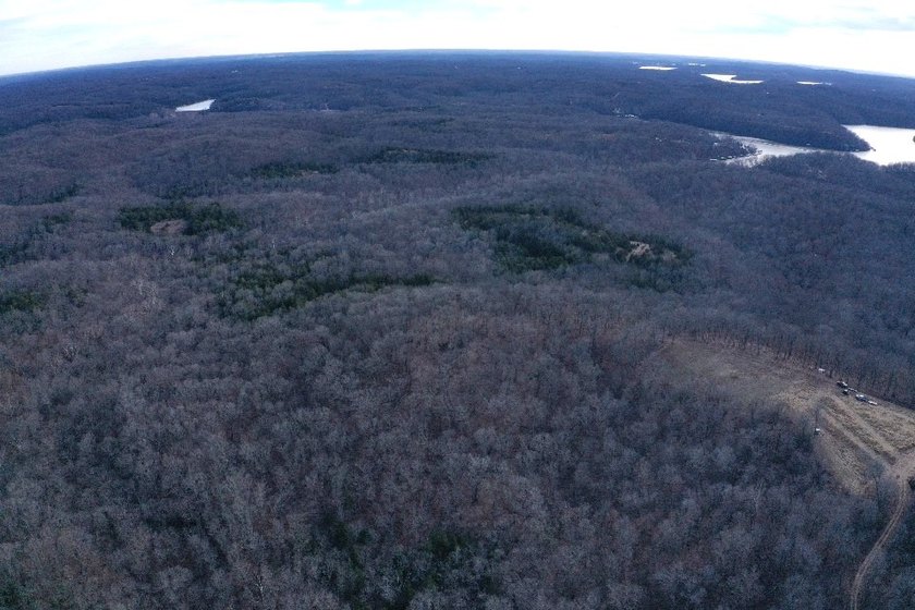 What a great Morgan county hunting farm close to Lake of the - photo 4