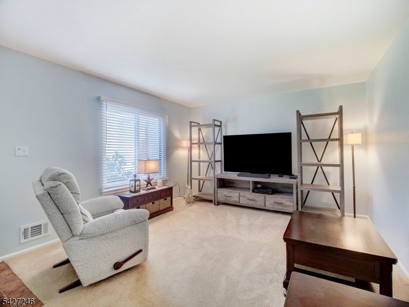 Beautifully updated, two-level townhome offering the perfect - photo 7